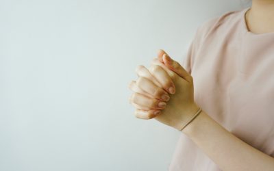 Praying Friends